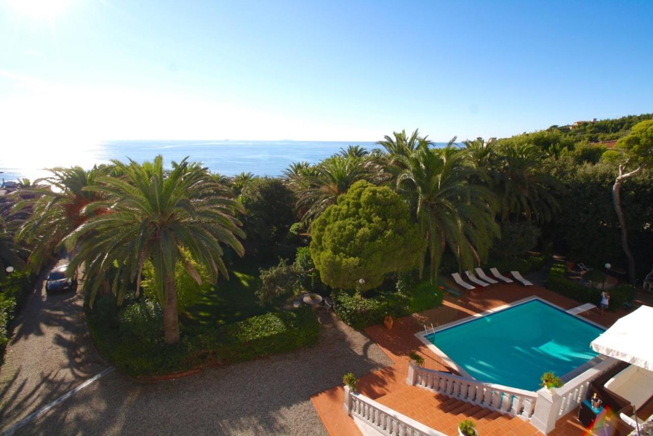Villa Paradiso Castiglioncello Buitenkant foto